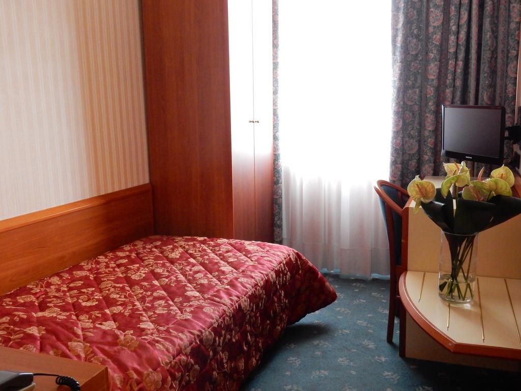 Hotel Brennero Bassano del Grappa Phòng bức ảnh
